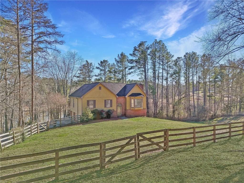 4 bedroom, 3 bathroom single family residence sold at 1714 Old Cartersville Road, Dallas, GA 30132
