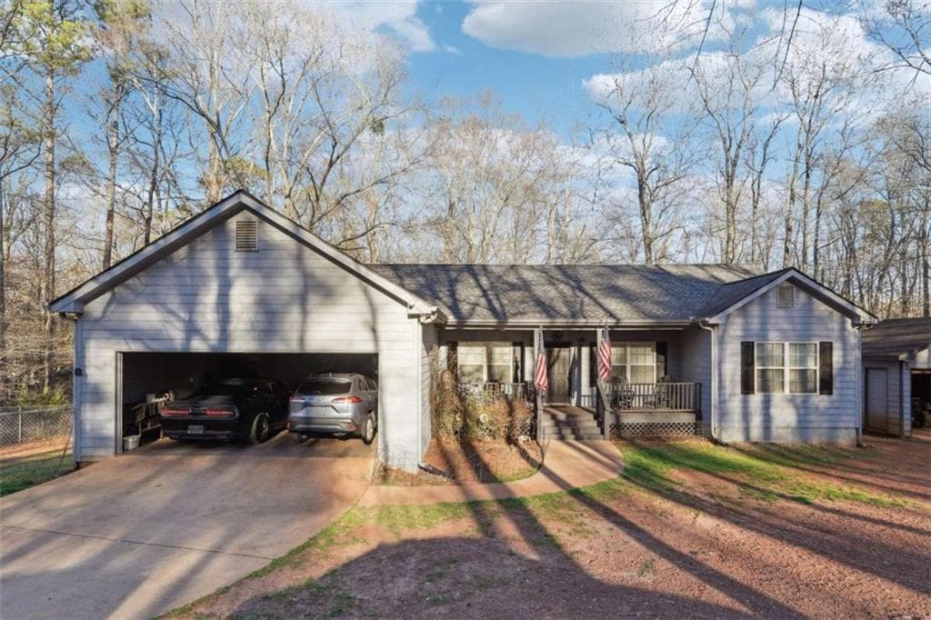 3 bedroom, 2 bathroom single family residence sold at 903 Westwood Lane, Winder, GA 30680