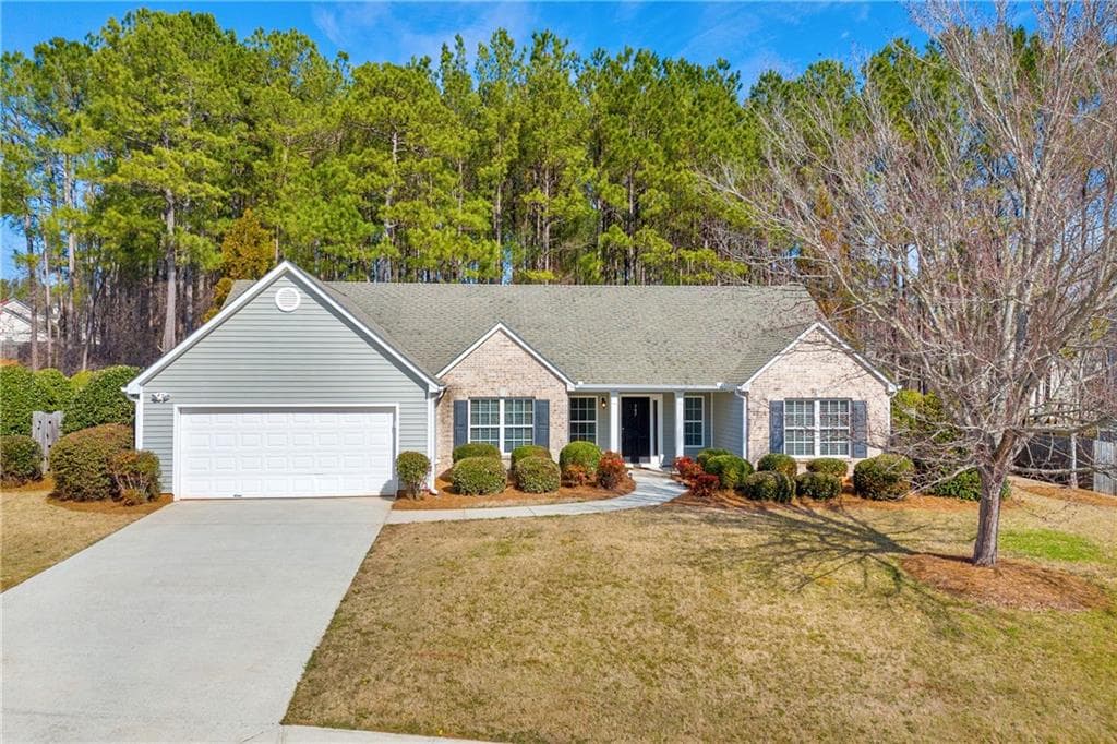 3 bedroom, 2 bathroom single family residence sold at 567 Ridgeview Court, Monroe, GA 30655