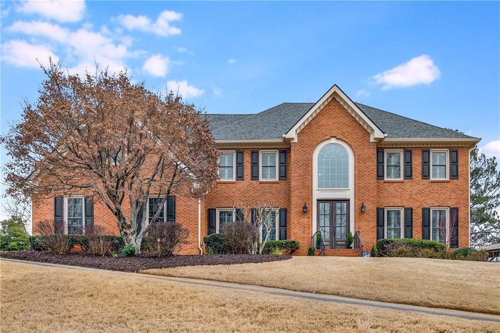 5 bedroom, 4 bathroom single family residence sold at 12065 Wexford Club Drive, Roswell, GA 30075