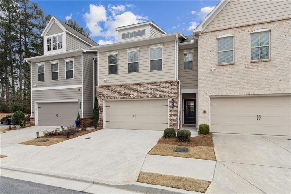 3 bedroom, 3 bathroom townhouse sold at 871 Dunning Street, Marietta, GA 30060