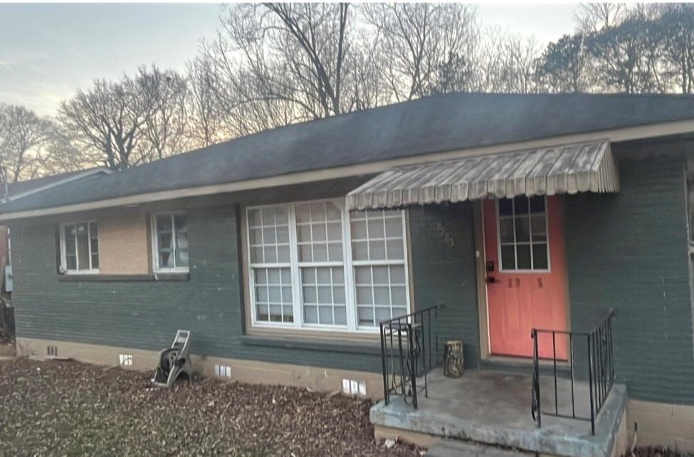 4 bedroom, 2 bathroom single family residence sold at 2925 Delowe Drive, Atlanta, GA 30344