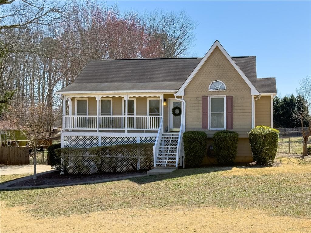 3 bedroom, 2 bathroom single family residence sold at 1501 Quail Run, Auburn, GA 30011