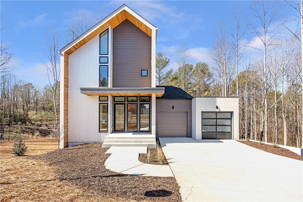 4 bedroom, 5 bathroom, 3,596 sq ft single family residence sold at 165 Cedarwood Lane, Roswell, GA 30075