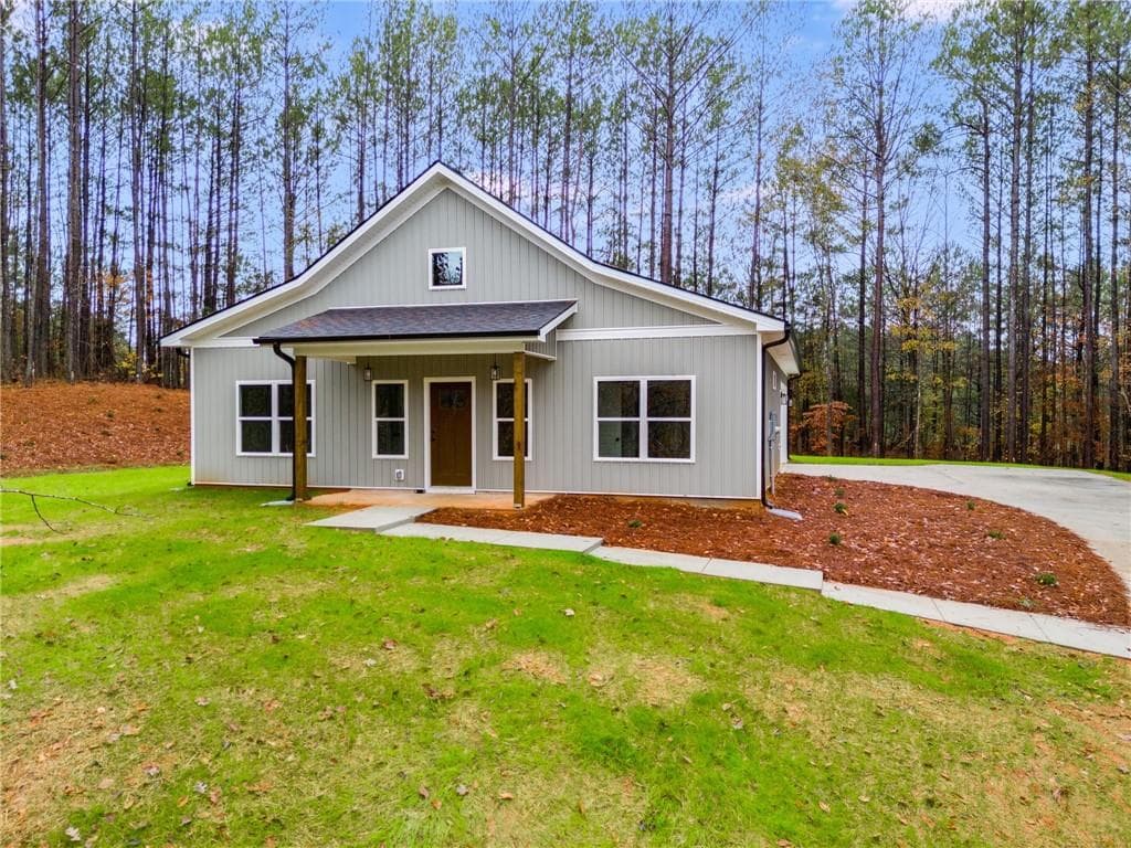 3 bedroom, 2 bathroom single family residence sold at 369 Blueberry Hill Lane, Franklin, GA 30217