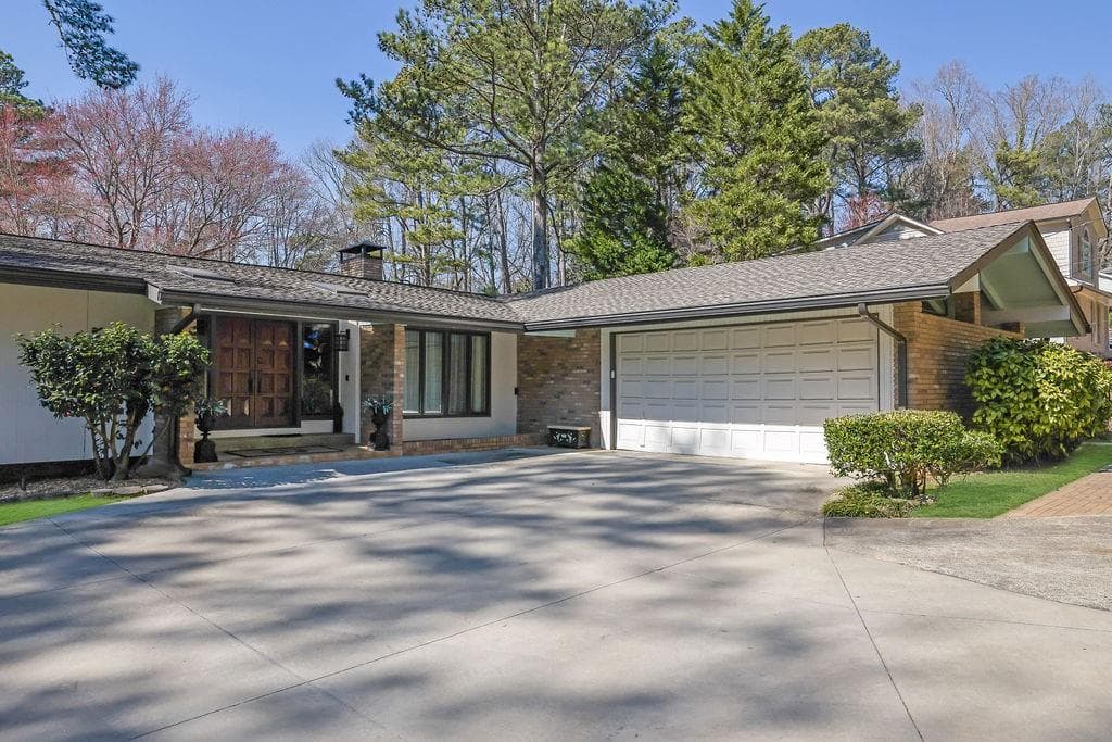 505 River Valley Road, Sandy Springs, GA 30328 — most recent listing photo