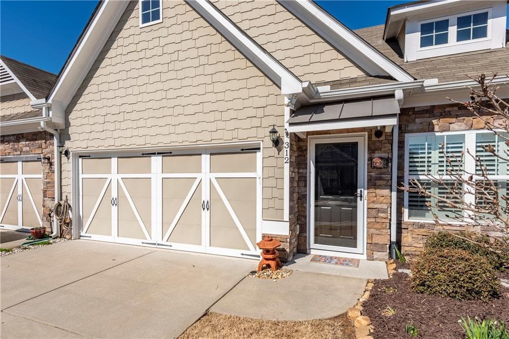 312 Overview Drive, Canton, GA 30114 — most recent listing photo