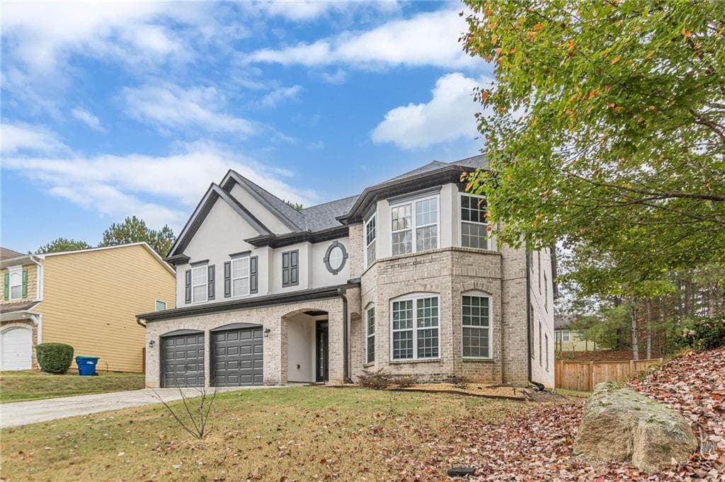 7 bedroom, 4 bathroom single family residence sold at 1411 Splitrock Place, Atlanta, GA 30331
