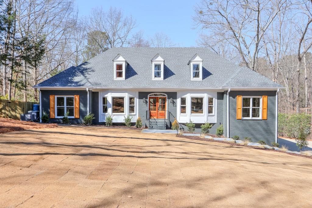 5 bedroom, 5 bathroom single family residence sold at 80 Connemara Road, Roswell, GA 30075
