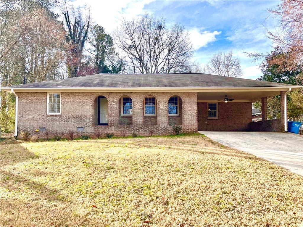 3 bedroom, 2 bathroom single family residence sold at 3081 Oak Drive, Lawrenceville, GA 30044