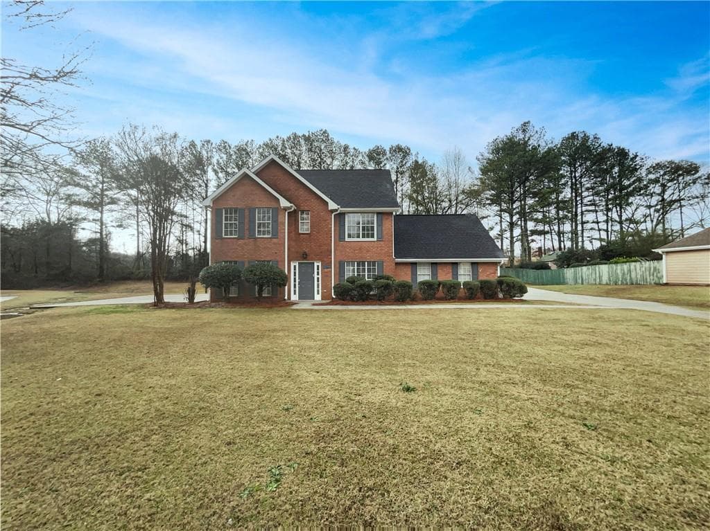 4 bedroom, 3 bathroom single family residence sold at 7782 Wethersfield Drive, Jonesboro, GA 30236
