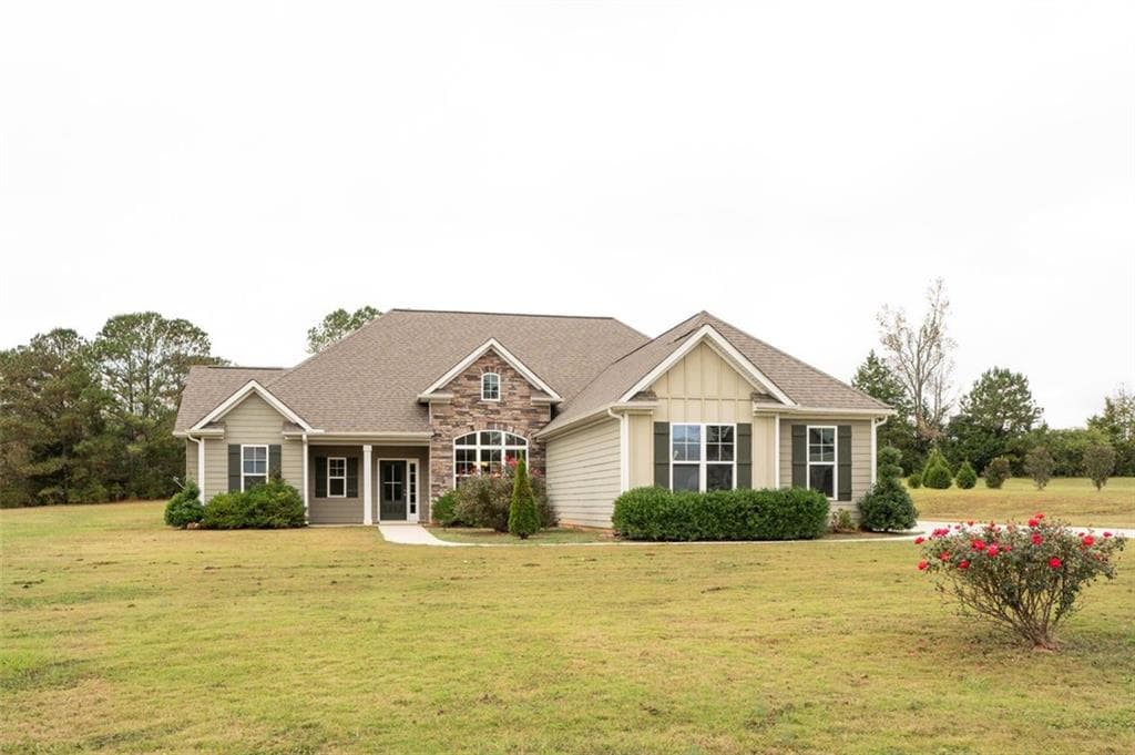 4 bedroom, 3 bathroom single family residence sold at 140 CASH Drive, LaGrange, GA 30241