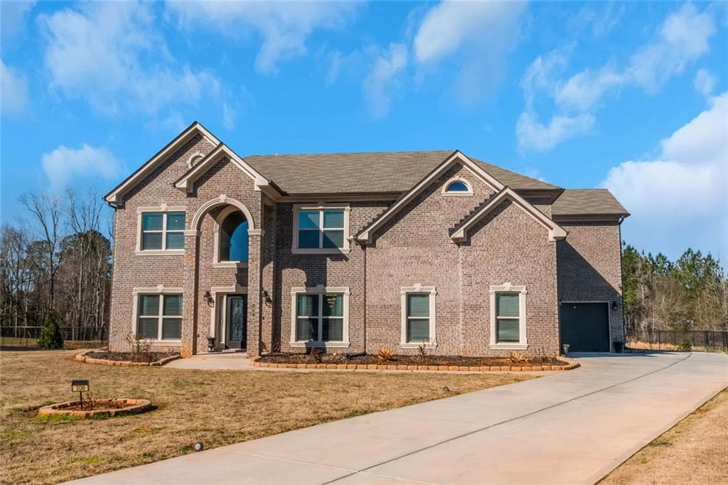 5 bedroom, 4 bathroom single family residence sold at 208 Camdale Court, Mcdonough, GA 30252
