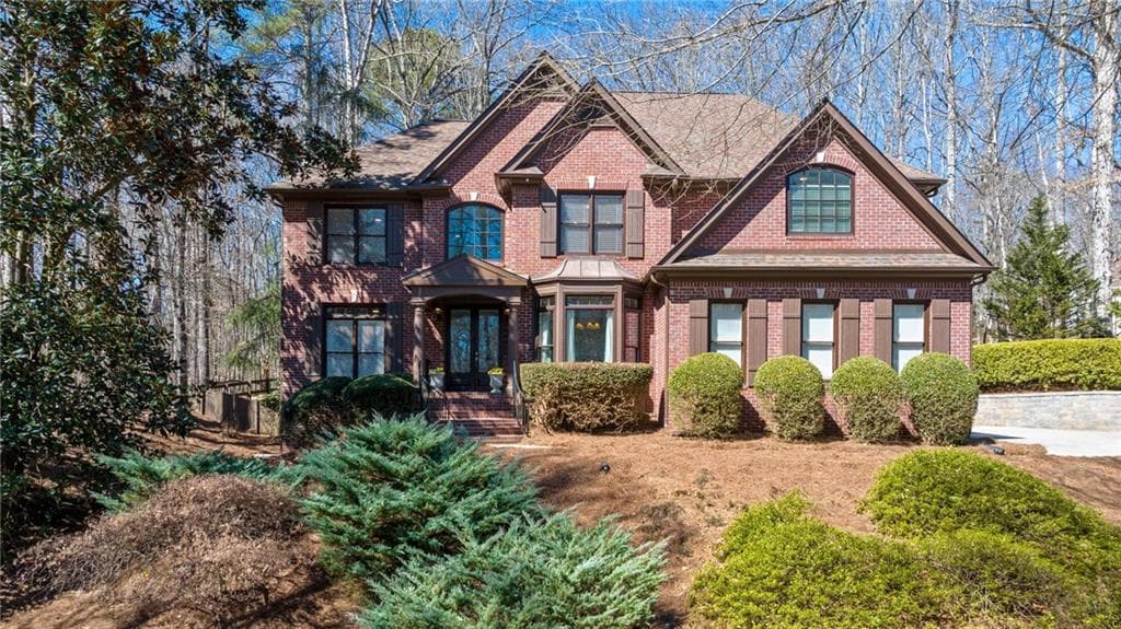 5 bedroom, 5 bathroom single family residence sold at 96 Grand Avenue, Suwanee, GA 30024