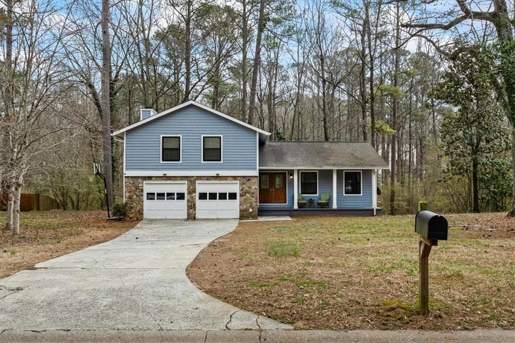 4 bedroom, 3 bathroom single family residence sold at 9635 Loblolly Lane, Roswell, GA 30075