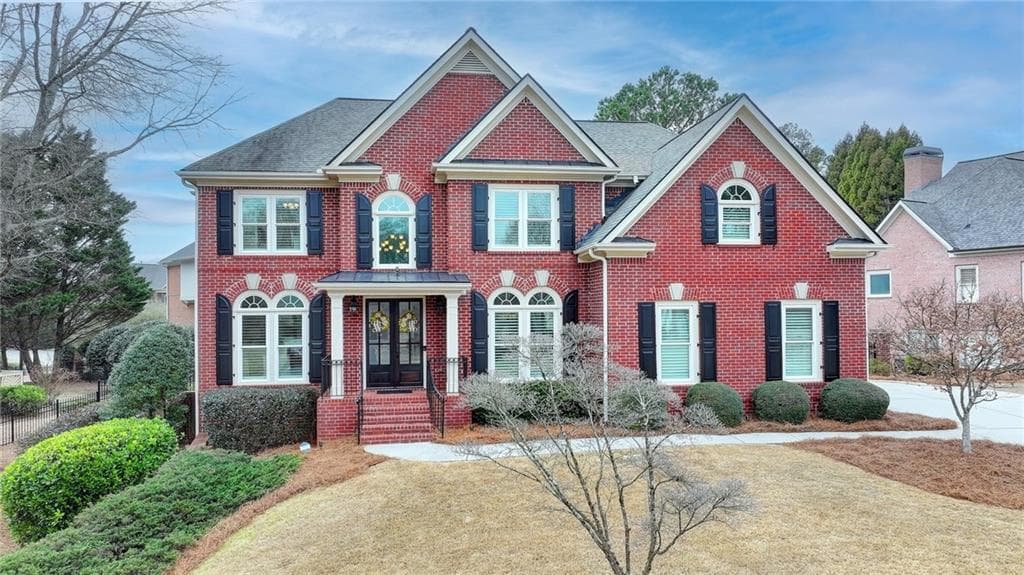 4 bedroom, 5 bathroom single family residence sold at 370 Laurel Oak Drive, Suwanee, GA 30024