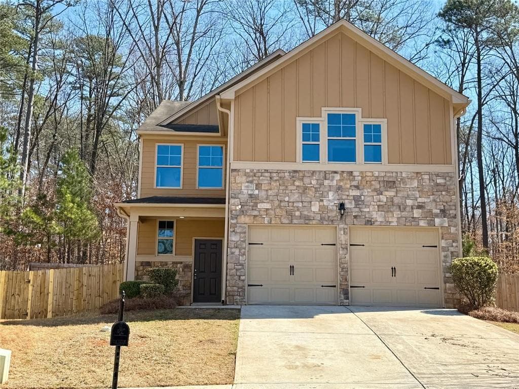 5 bedroom, 3 bathroom single family residence sold at 2796 Lakeview Walk, Decatur, GA 30035