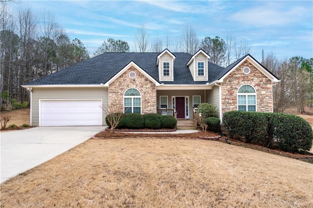 4 bedroom, 3 bathroom single family residence sold at 4419 Enfield Drive, Gainesville, GA 30506
