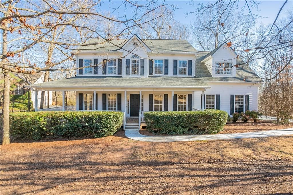 3 bedroom, 3 bathroom, 2,348 sq ft single family residence sold at 5660 GAYLE Trail, Gainesville, GA 30506