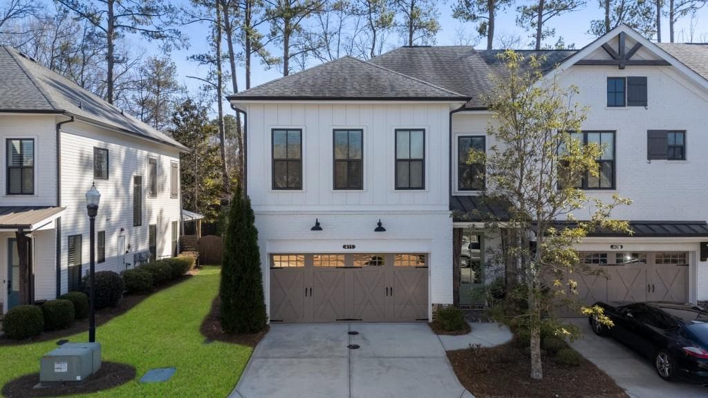 3 bedroom, 3 bathroom townhouse sold at 411 Johnson Court, Alpharetta, GA 30009