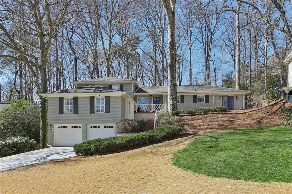 4 bedroom, 4 bathroom single family residence sold at 3902 Sheldon Drive, Atlanta, GA 30342