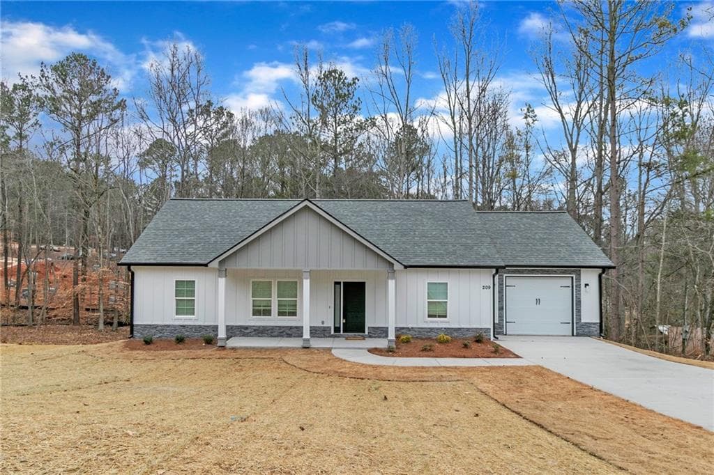 3 bedroom, 2 bathroom single family residence sold at 238 Old Hamilton Mills Road, Bremen, GA 30110