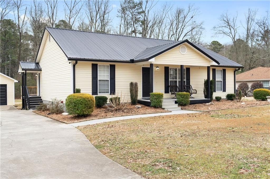 196 Blue Holly Drive, Calhoun, GA 30701 — most recent listing photo