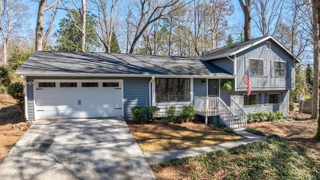 3 bedroom, 2 bathroom single family residence sold at 3594 Vinyard Way, Lawrenceville, GA 30044
