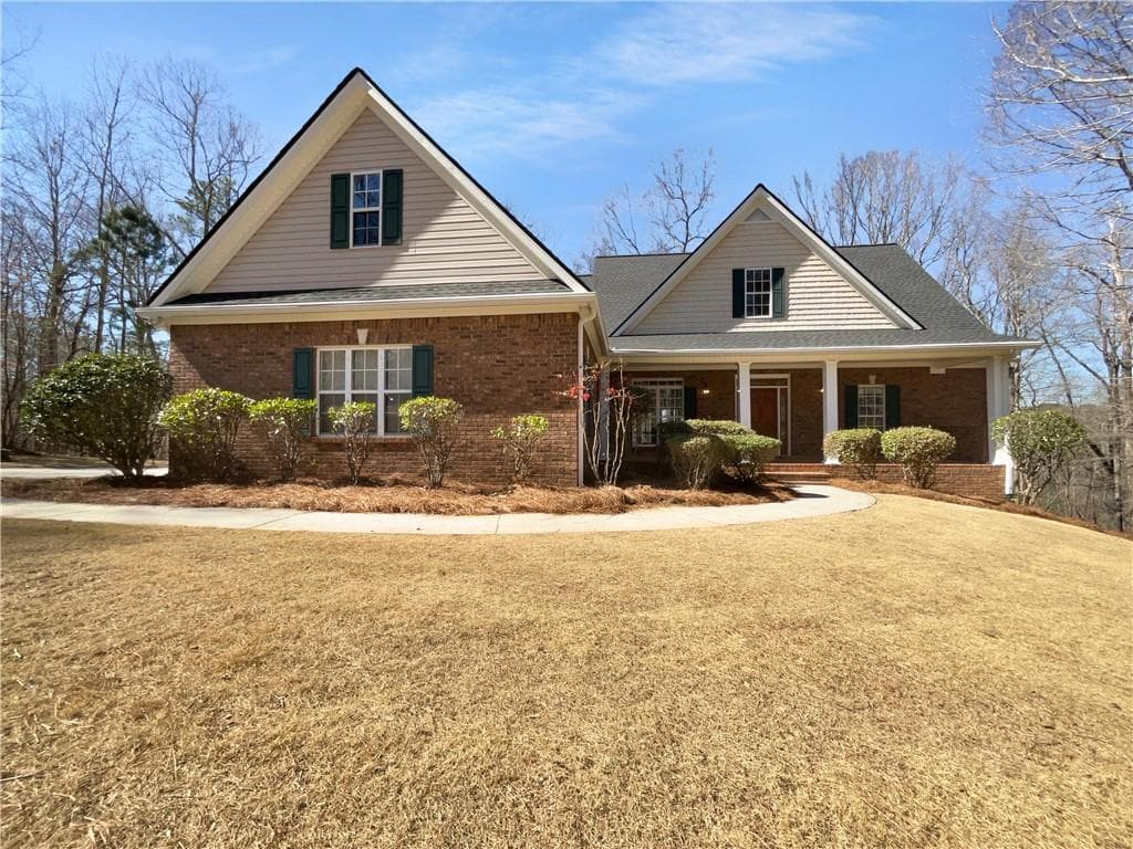3 bedroom, 3 bathroom single family residence sold at 9585 Grande Drive, Winston, GA 30187