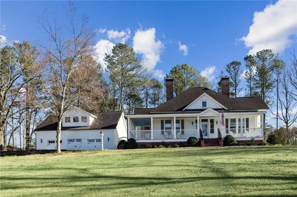 4 bedroom, 4 bathroom single family residence sold at 1325 Whitlock Avenue, Marietta, GA 30064