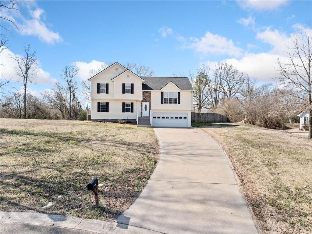 3 bedroom, 2 bathroom single family residence sold at 62 Jacobs Bend, Talking Rock, GA 30175