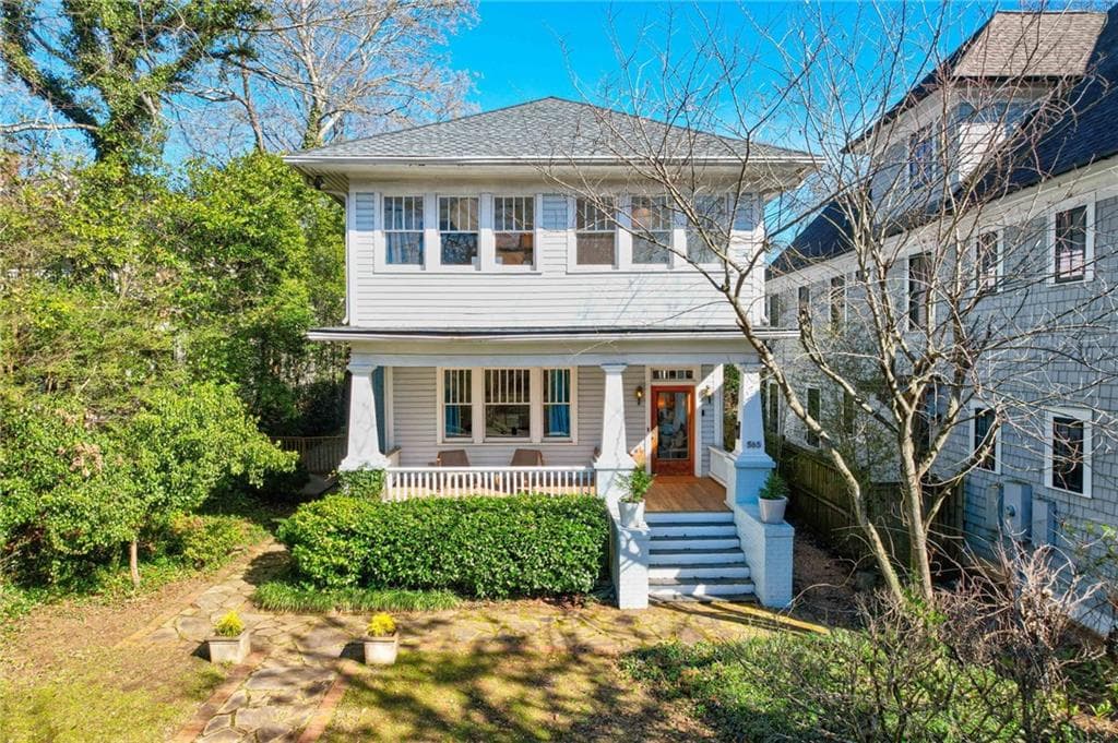 3 bedroom, 3 bathroom, 2,442 sq ft single family residence sold at 565 Candler Street, Atlanta, GA 30307