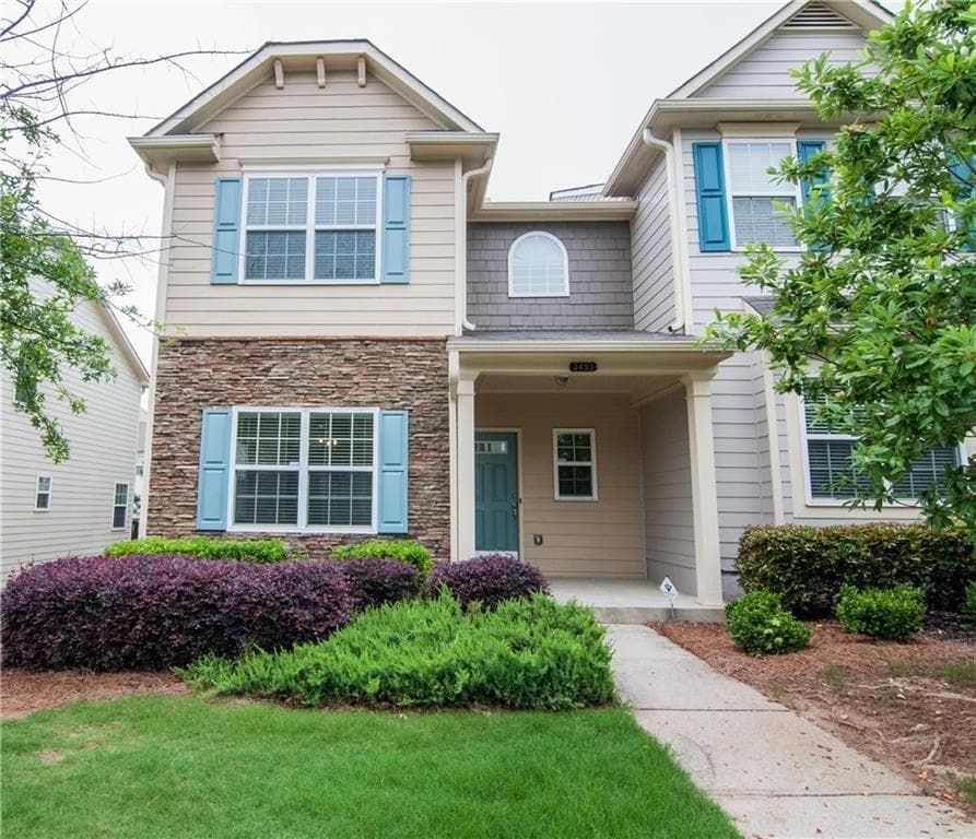 3 bedroom, 3 bathroom, 2,192 sq ft townhouse sold at 2453 Suwanee Pointe Drive, Lawrenceville, GA 30043