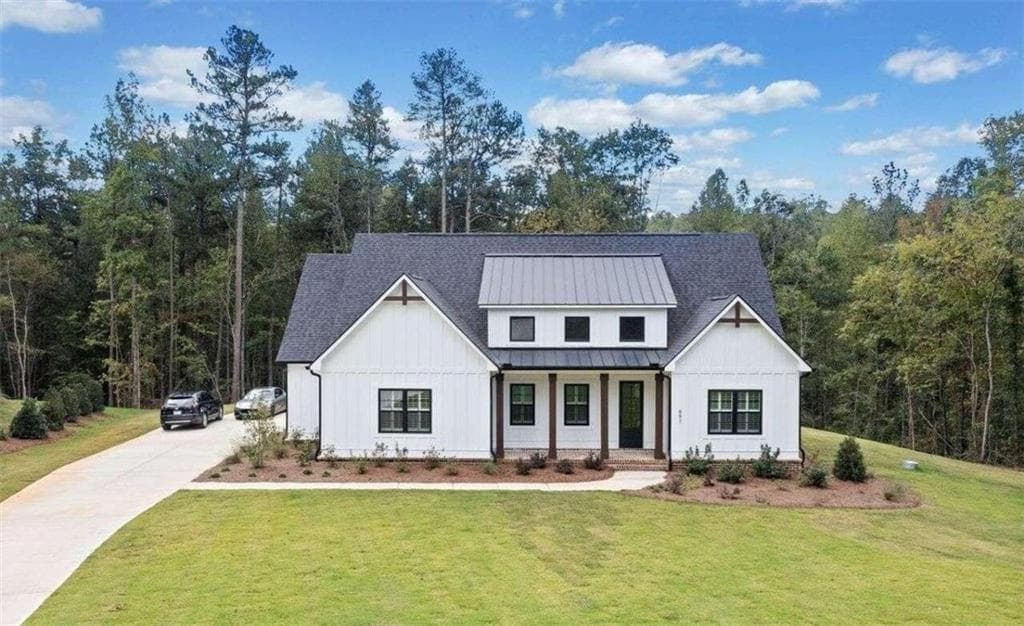 3 bedroom, 2 bathroom single family residence sold at 897 Oxford Road, Ball Ground, GA 30107