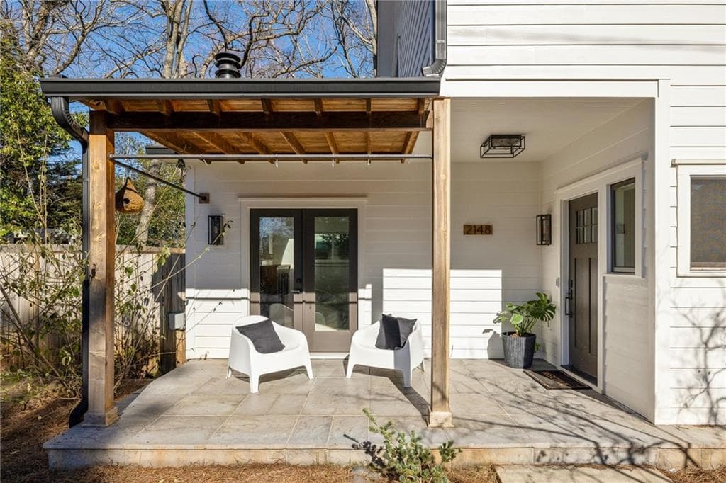 3 bedroom, 3 bathroom single family residence sold at 2148 Palifox Drive, Atlanta, GA 30307