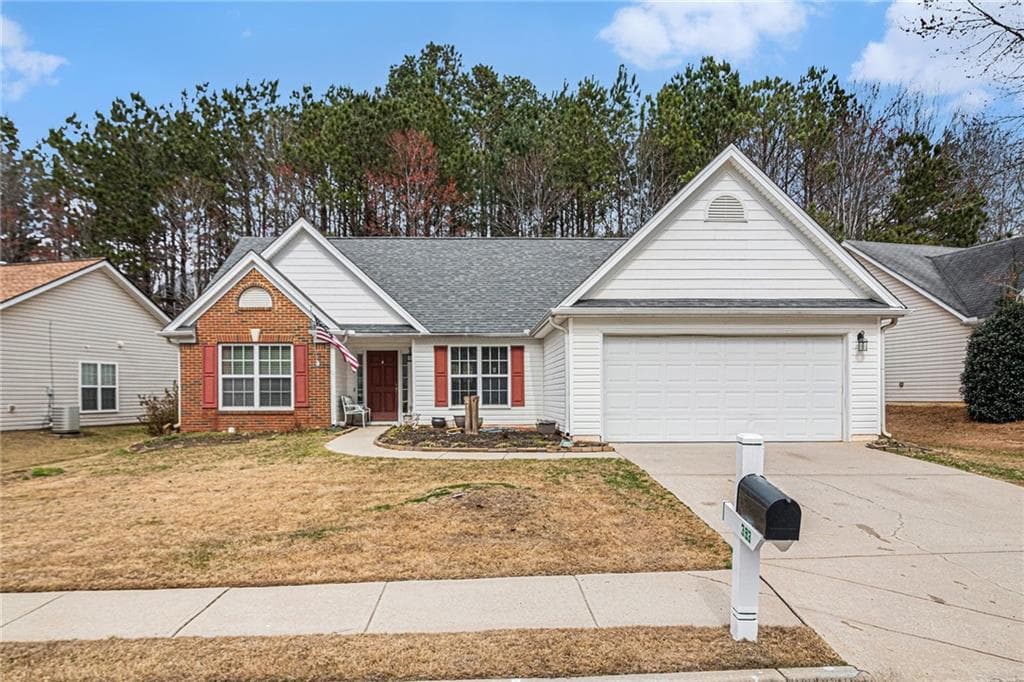 393 Hunterian Place, Newnan, GA 30265 — most recent listing photo