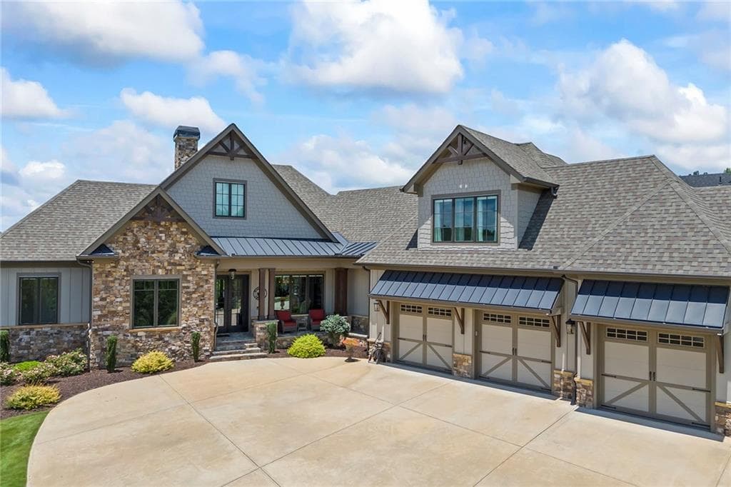 81 Lookout Point, Toccoa, GA 30577 — most recent listing photo