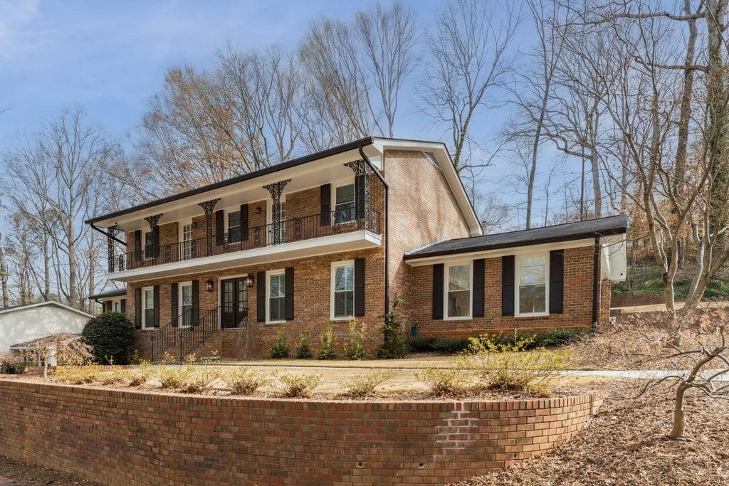 5 bedroom, 4 bathroom single family residence sold at 2597 Churchwell Lane, Tucker, GA 30084