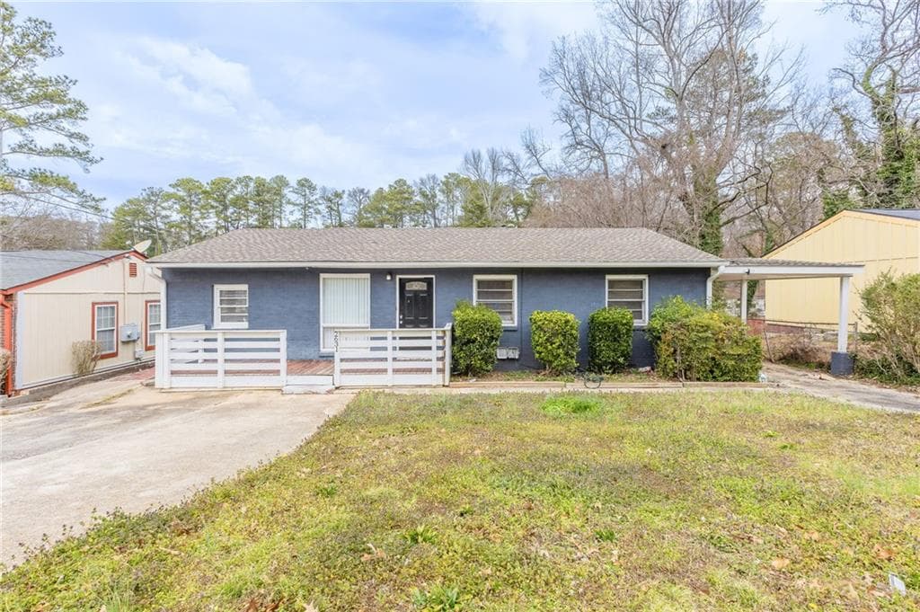4 bedroom, 2 bathroom, 1,420 sq ft single family residence sold at 2631 Santa Barbara Drive, Atlanta, GA 30318