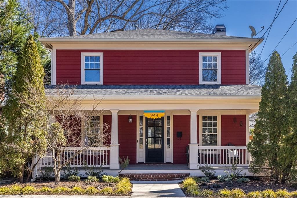 3 bedroom, 3 bathroom single family residence sold at 944 Cherokee Avenue, Atlanta, GA 30315