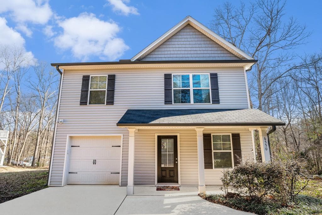 3 bedroom, 3 bathroom single family residence sold at 6550 Crystal Cove Trail, Gainesville, GA 30506