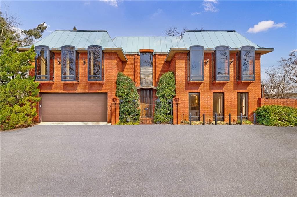 7 bedroom, 7 bathroom single family residence sold at 1 Ansley Drive, Atlanta, GA 30309