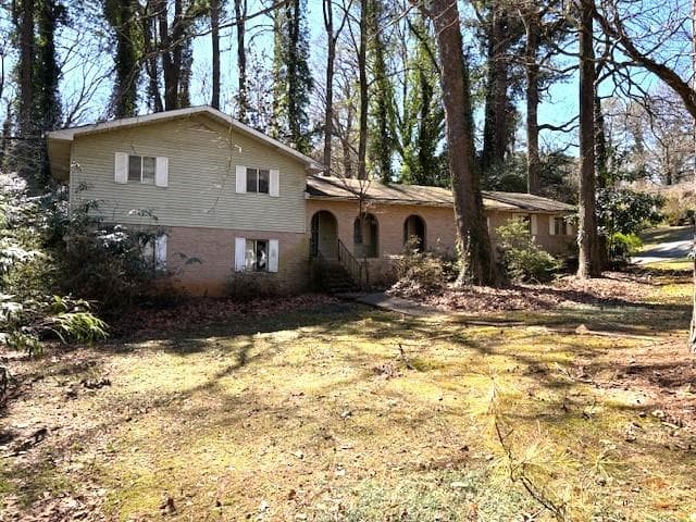 3 bedroom, 2 bathroom single family residence sold at 5169 Oxbow Road, Stone Mountain, GA 30087