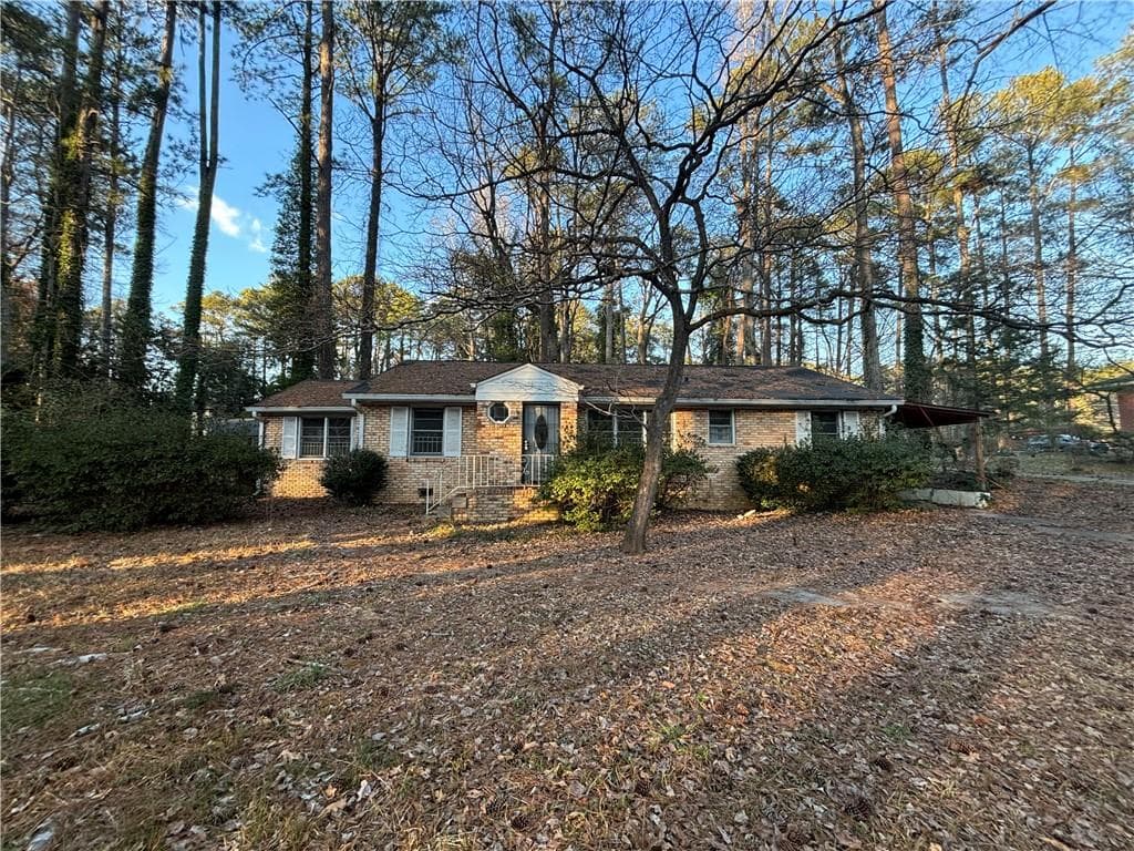 3 bedroom, 2 bathroom, 1,826 sq ft single family residence sold at 3195 Benjamin E Mays Drive, Atlanta, GA 30311