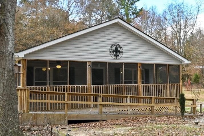 4 bedroom, 2 bathroom single family residence sold at 130 Shoal Creek Road, Lavonia, GA 30553