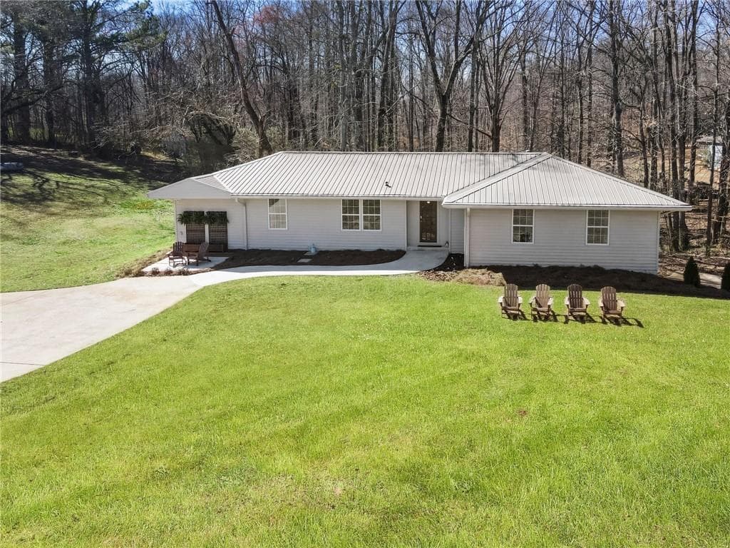 4 bedroom, 4 bathroom single family residence sold at 1010 Old Batesville Road, Canton, GA 30115