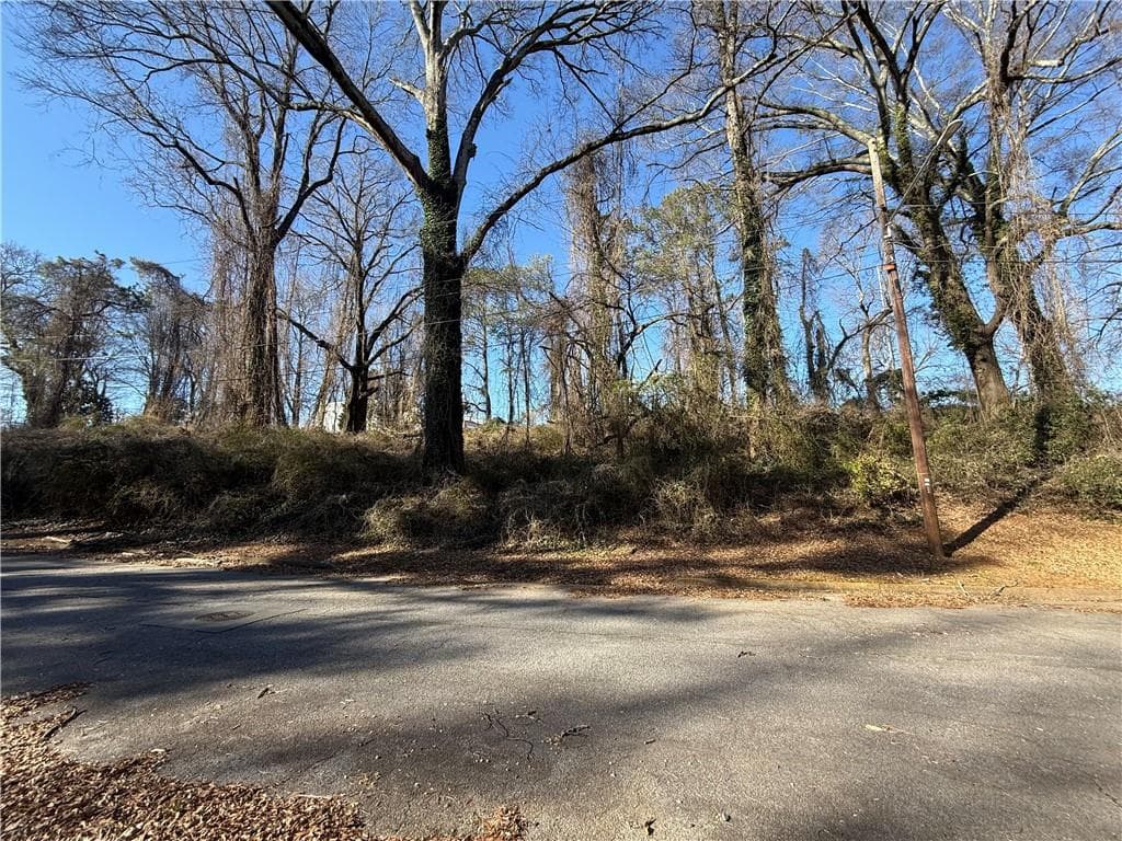 single family residence sold at 452 Booker Avenue, Scottdale, GA 30079