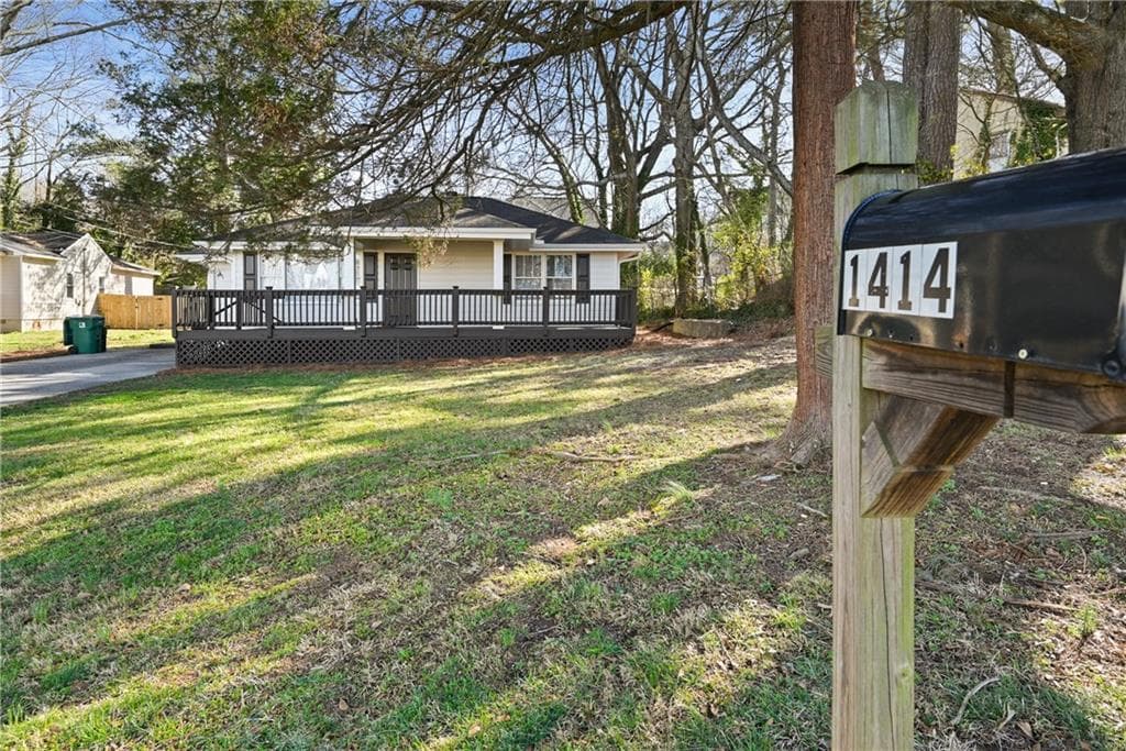 2 bedroom, 1 bathroom single family residence sold at 1414 Pierce Avenue, Smyrna, GA 30080