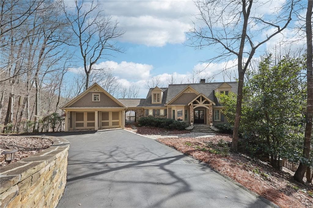 4 bedroom, 4 bathroom single family residence sold at 1168 Grouse Gap Drive, Big Canoe, GA 30143