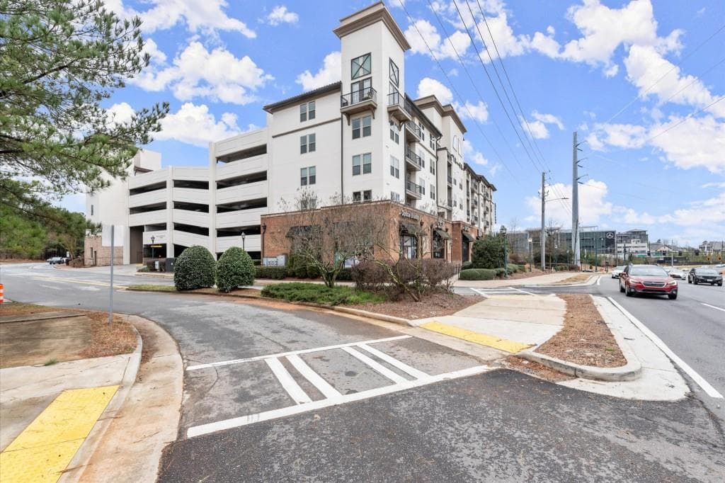 901 Abernathy Road 3220, Sandy Springs, GA 30328 — most recent listing photo
